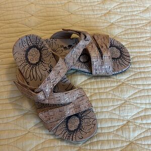 Vionic Lauren Sandals